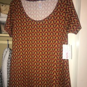 Lularoe classic tee